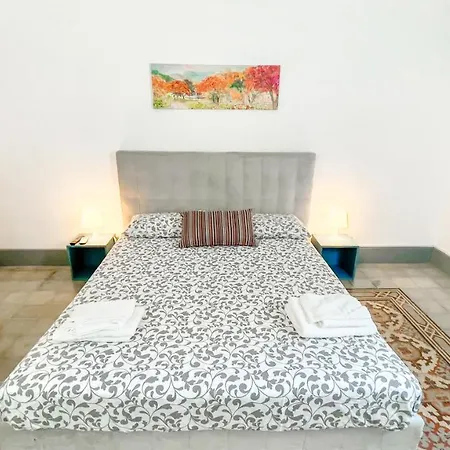 Tatil Evi San Giuliano's Street - *